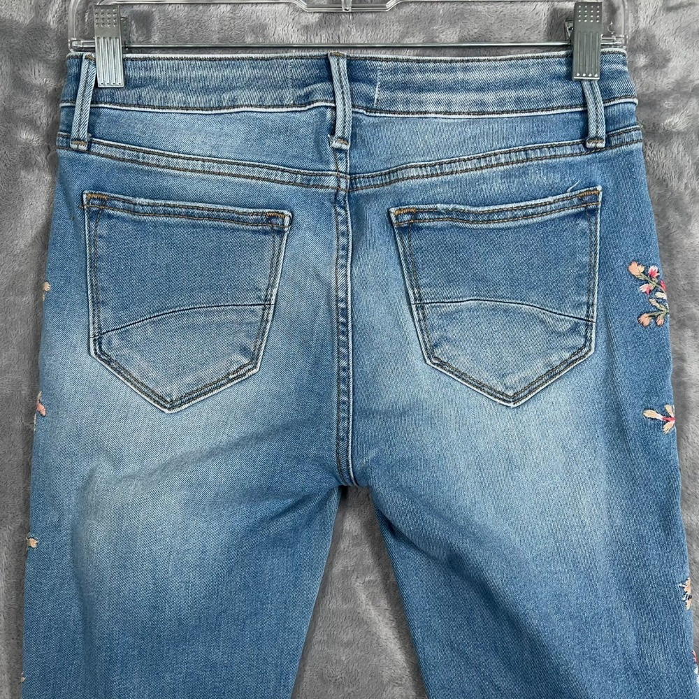 Driftwood Jackie Skinny Jeans Womens 26 Floral Embroidered Blue Stretch Denim - Picture 5 of 12